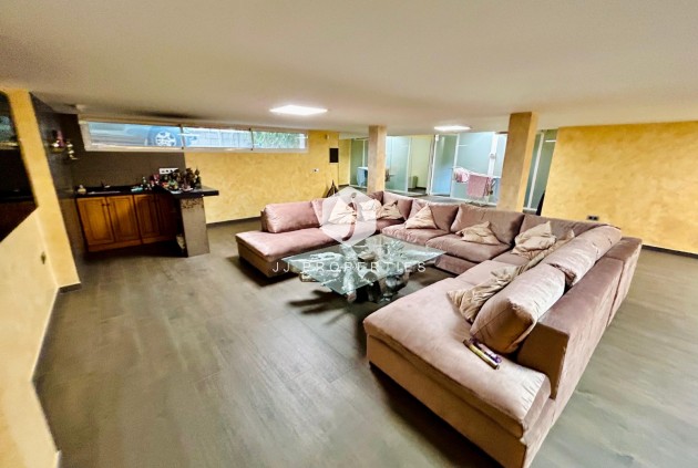 Segunda mano - Villa -
Torrevieja - Costa Blanca