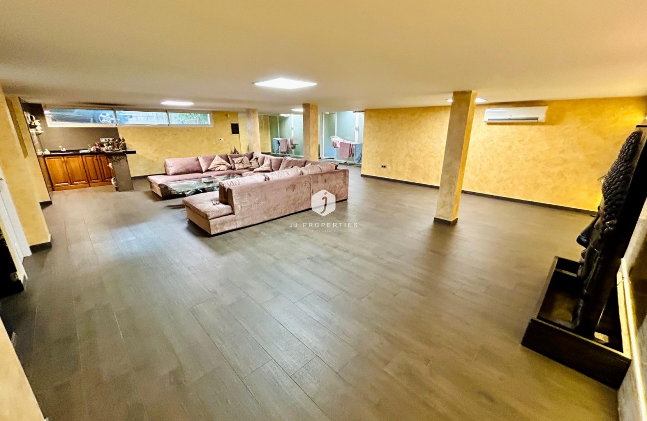 Segunda mano - Villa -
Torrevieja - Costa Blanca