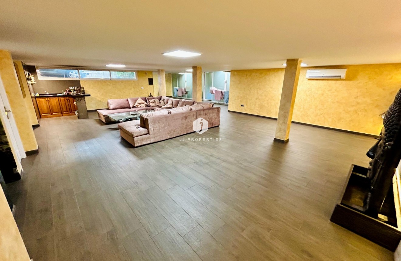 Segunda mano - Villa -
Torrevieja - Costa Blanca