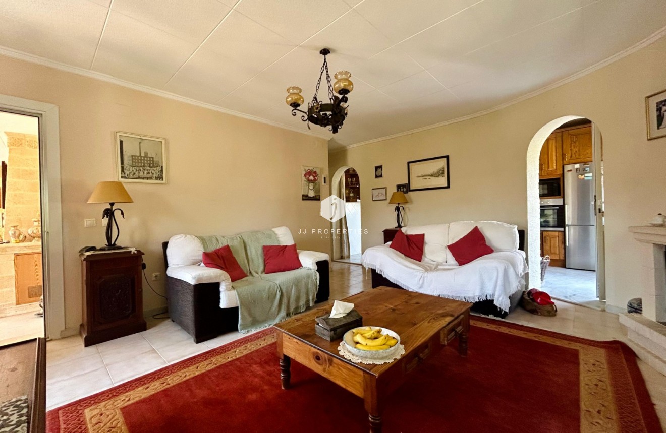 Resale - Villa -
El Chaparral - Inland