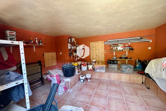 Resale - Villa -
El Chaparral - Inland