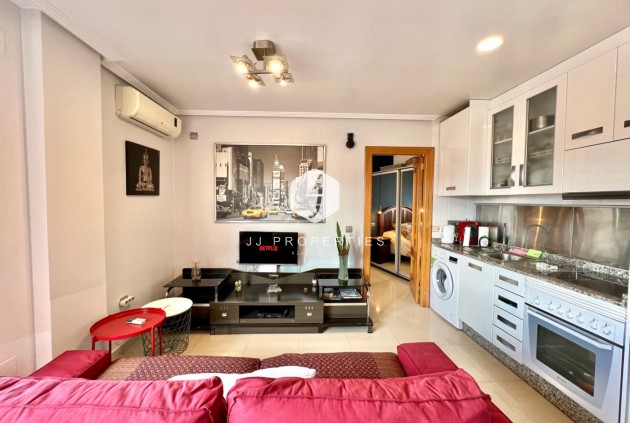 Segunda mano - Ático -
Torrevieja - Centro