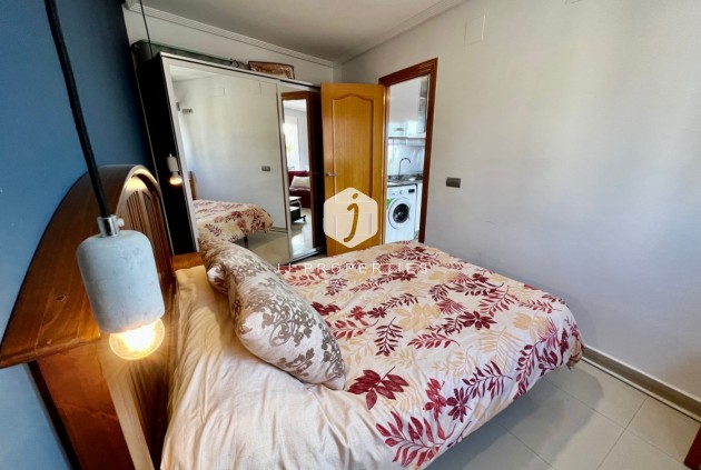 Segunda mano - Ático -
Torrevieja - Centro