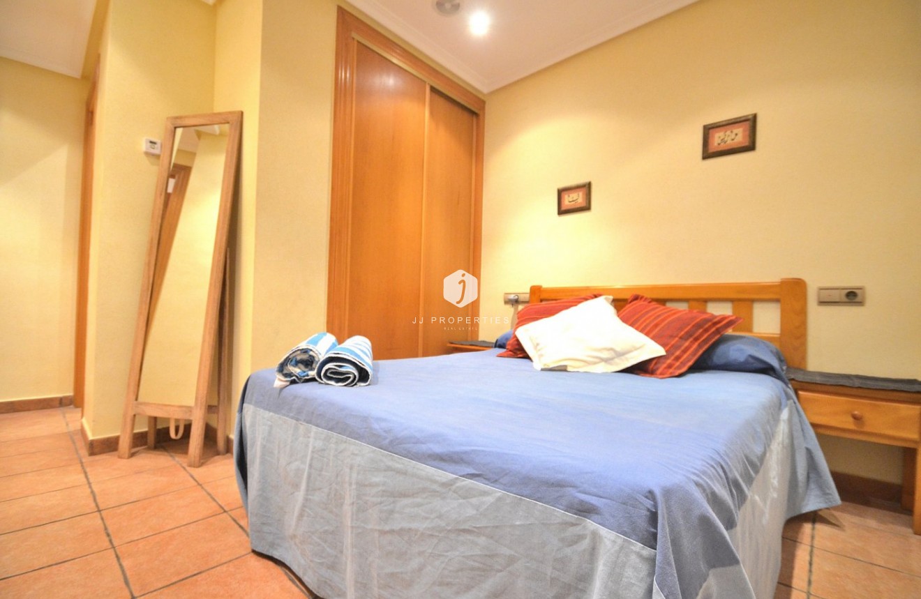 Segunda mano - Ático -
Torrevieja - Playa del Cura