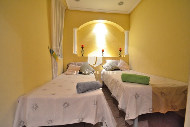 Segunda mano - Ático -
Torrevieja - Playa del Cura