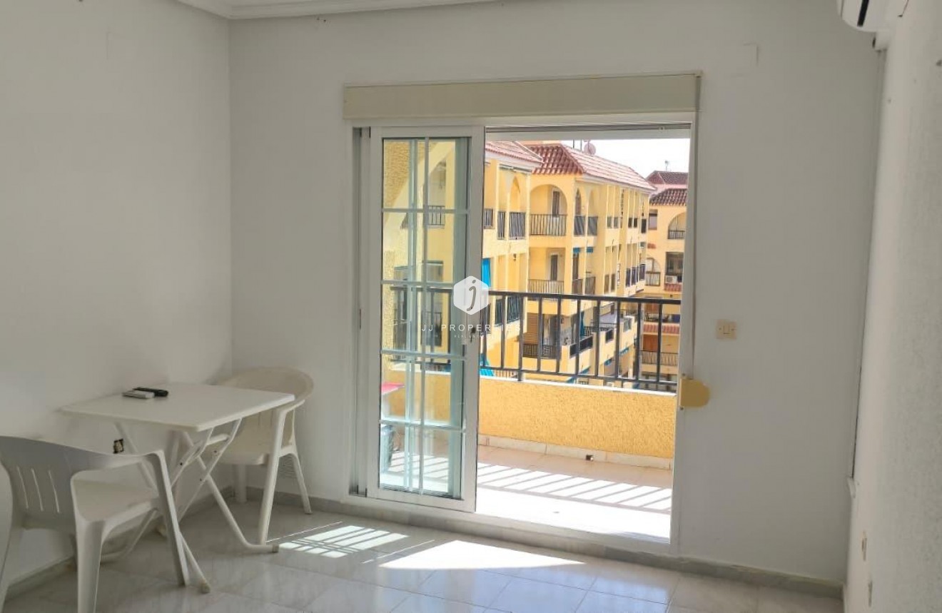Resale - Penthouse -
Torrevieja - La Mata