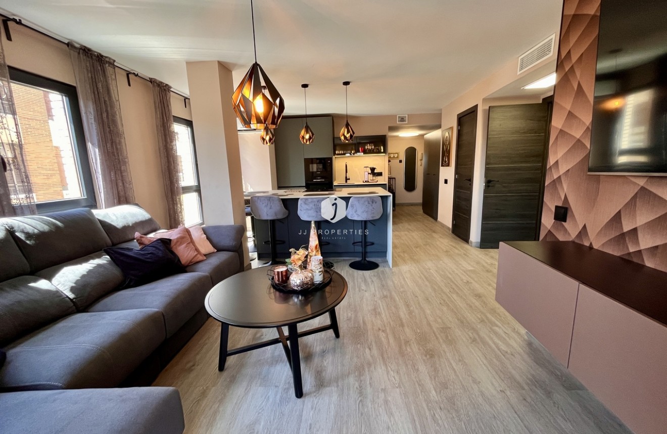 Segunda mano - Apartamento / piso -
Almoradí - Inland