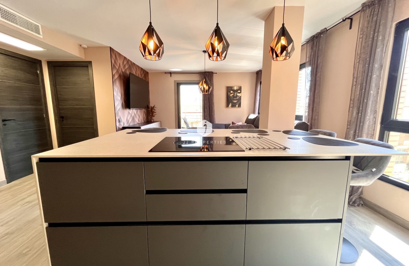 Segunda mano - Apartamento / piso -
Almoradí - Inland