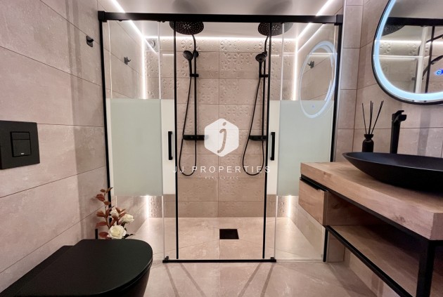 Segunda mano - Apartamento / piso -
Almoradí - Inland