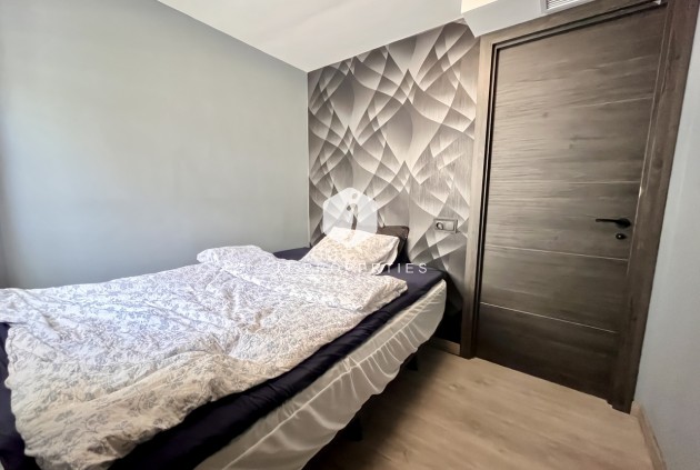 Segunda mano - Apartamento / piso -
Almoradí - Inland