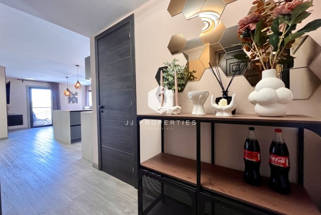 Segunda mano - Apartamento / piso -
Almoradí - Inland