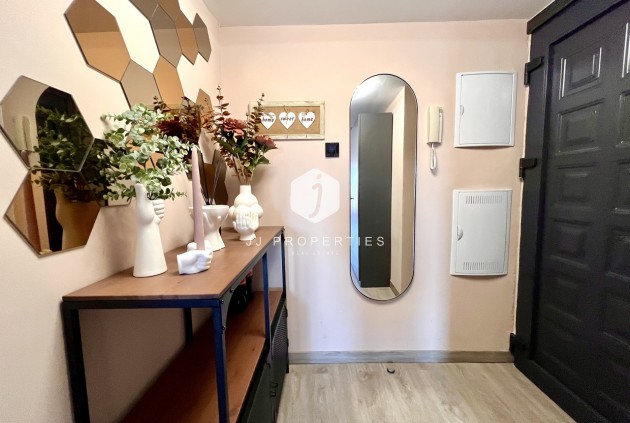 Segunda mano - Apartamento / piso -
Almoradí - Inland