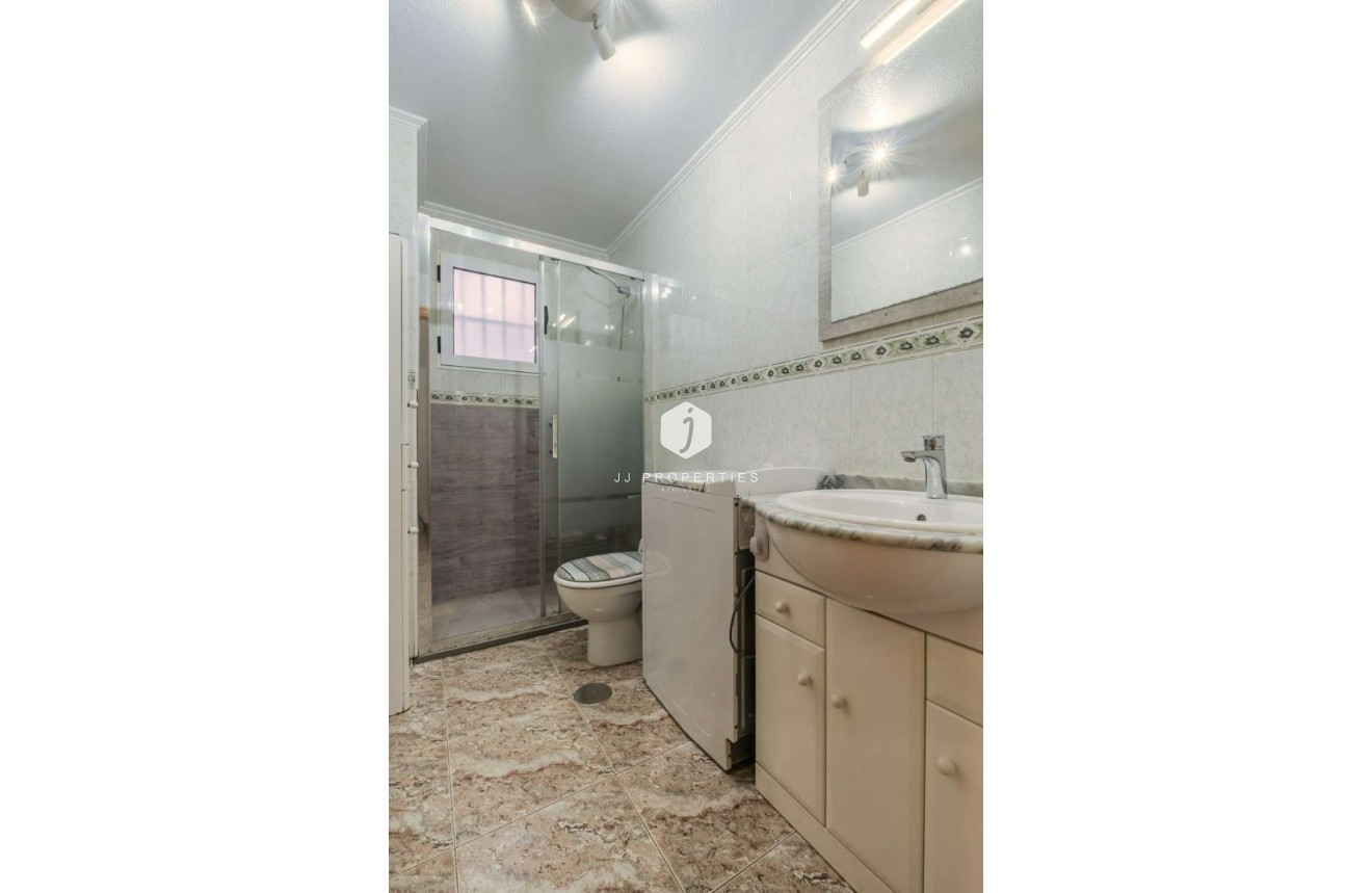 Segunda mano - Apartamento / piso -
Torrevieja - Costa Blanca