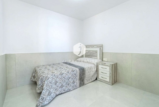 Segunda mano - Bungalow -
Torrevieja - Costa Blanca