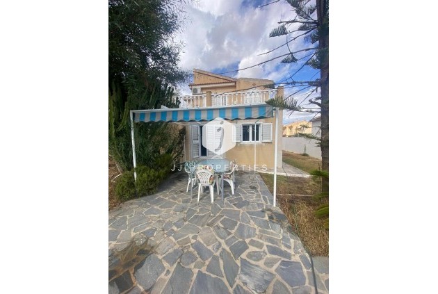 Aus zweiter Hand - Villa -
Los Balcones - Costa Blanca