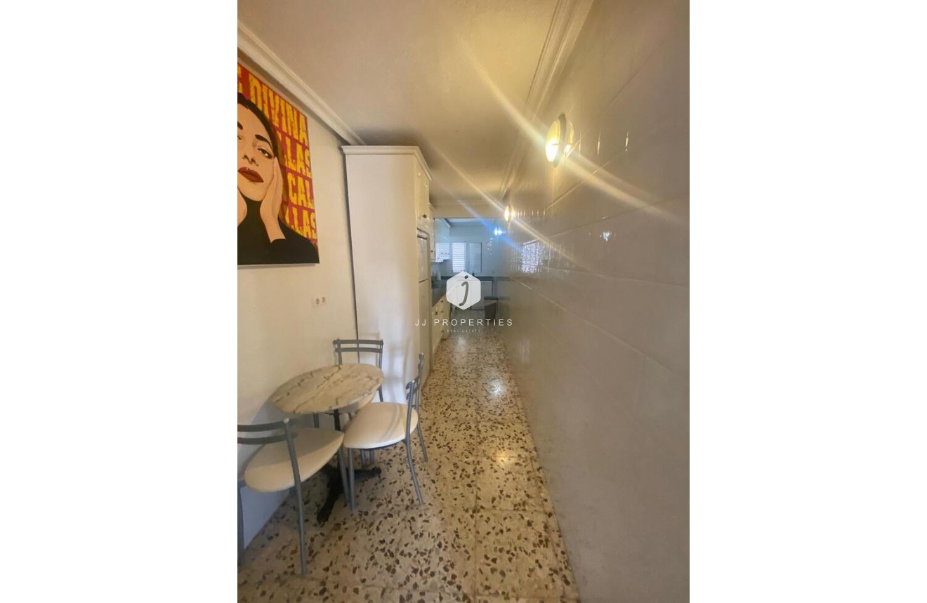 Aus zweiter Hand - Villa -
Los Balcones - Costa Blanca