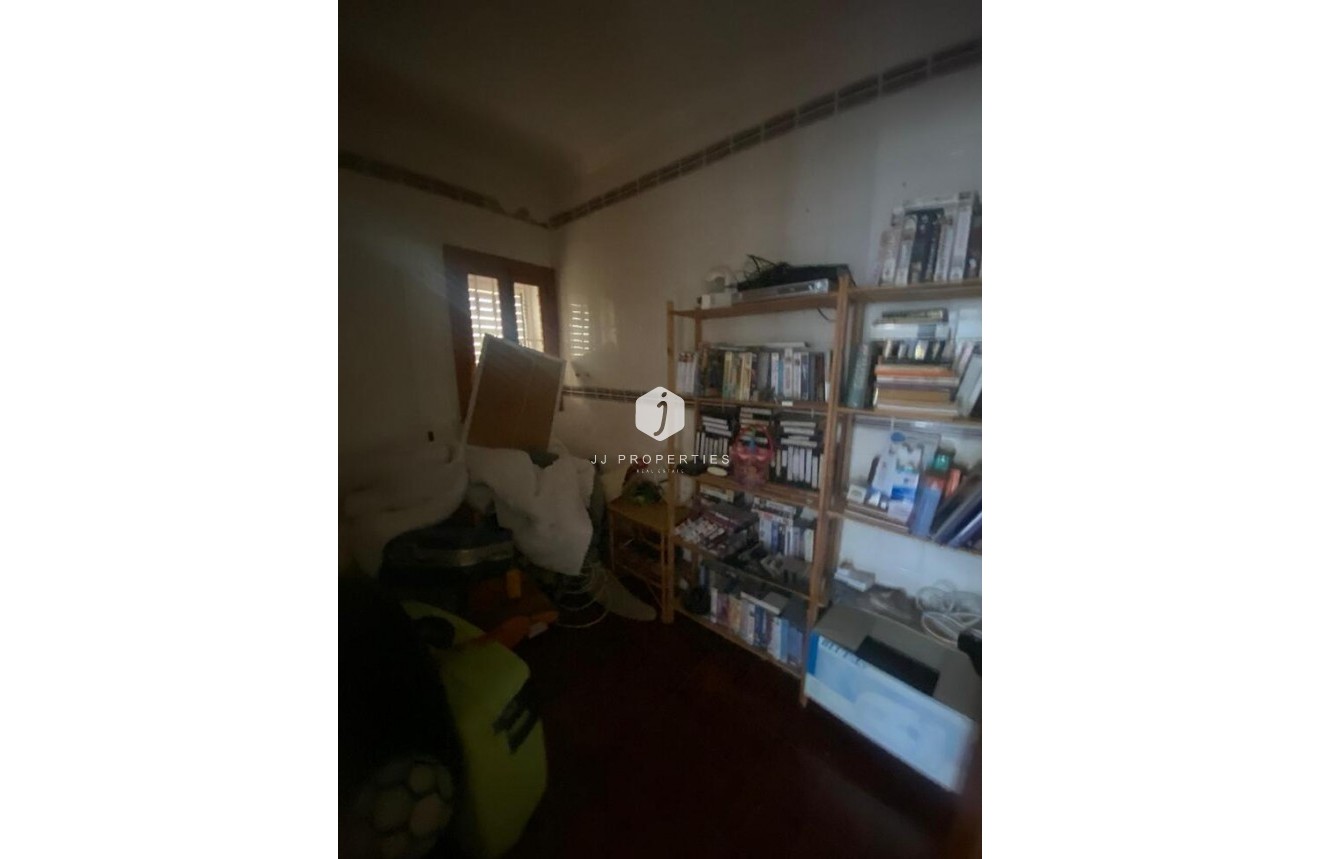 Aus zweiter Hand - Villa -
Los Balcones - Costa Blanca