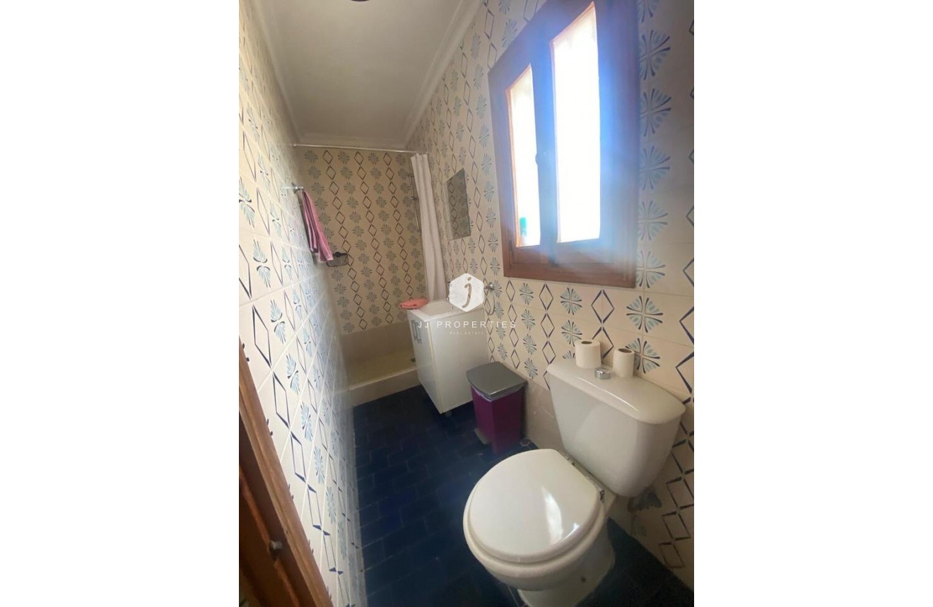 Aus zweiter Hand - Villa -
Los Balcones - Costa Blanca