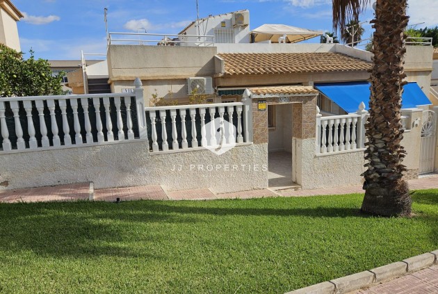Segunda mano - Chalet -
Torrevieja - Los Balcones - Los Altos del Edén