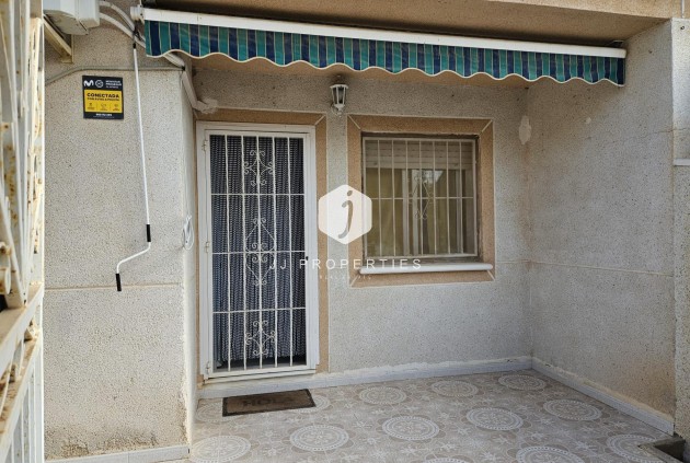 Segunda mano - Chalet -
Torrevieja - Los Balcones - Los Altos del Edén