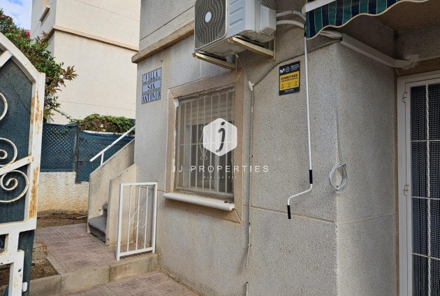 Segunda mano - Chalet -
Torrevieja - Los Balcones - Los Altos del Edén