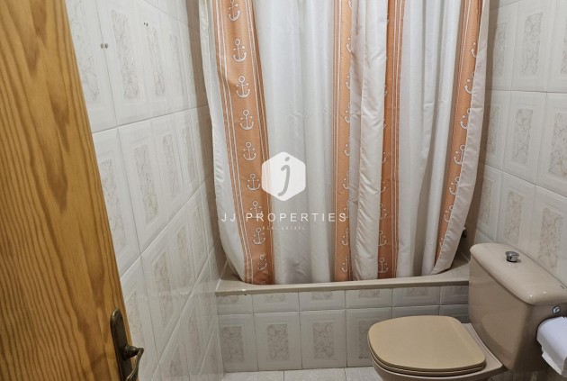 Segunda mano - Chalet -
Torrevieja - Los Balcones - Los Altos del Edén