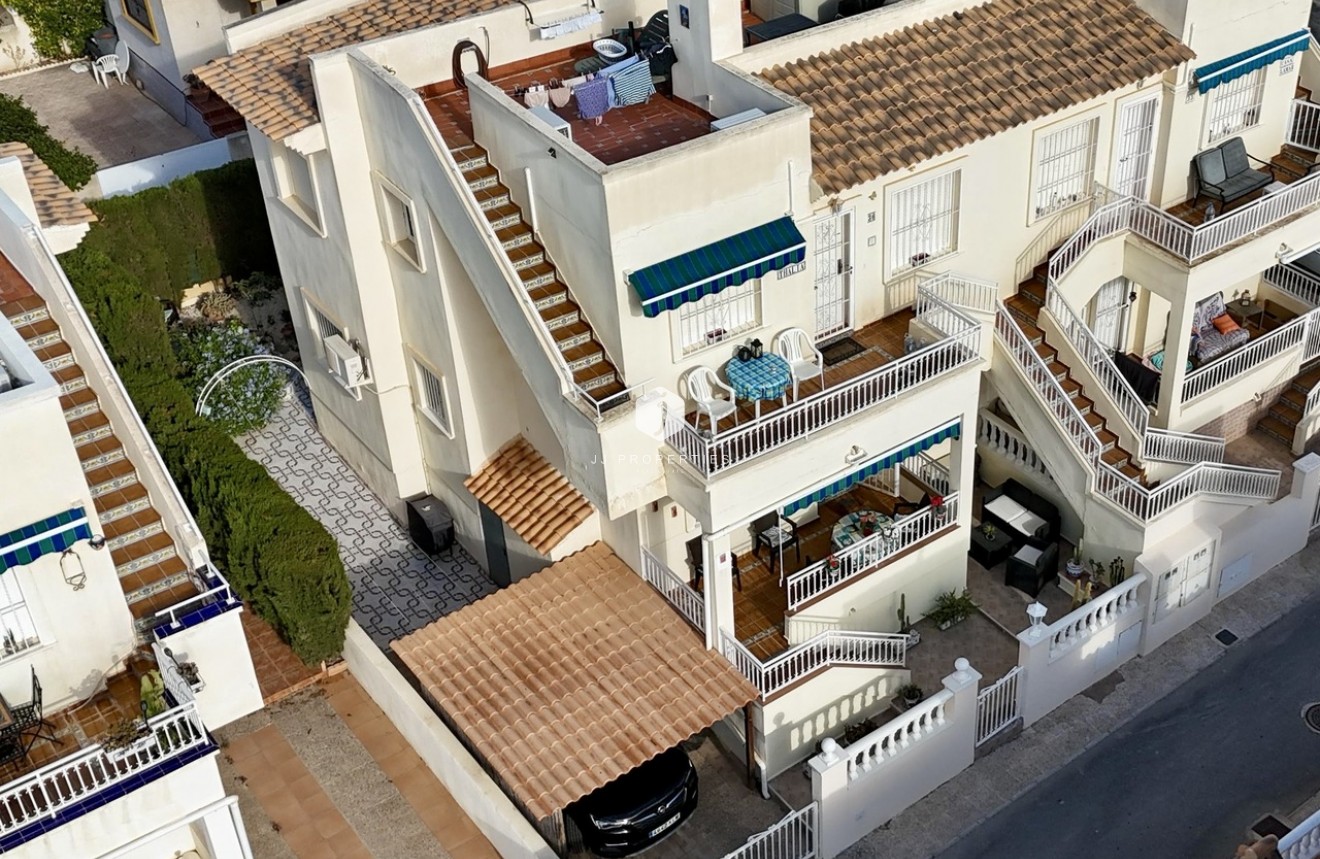 Segunda mano - Apartamento / piso -
Playa Flamenca - Costa Blanca