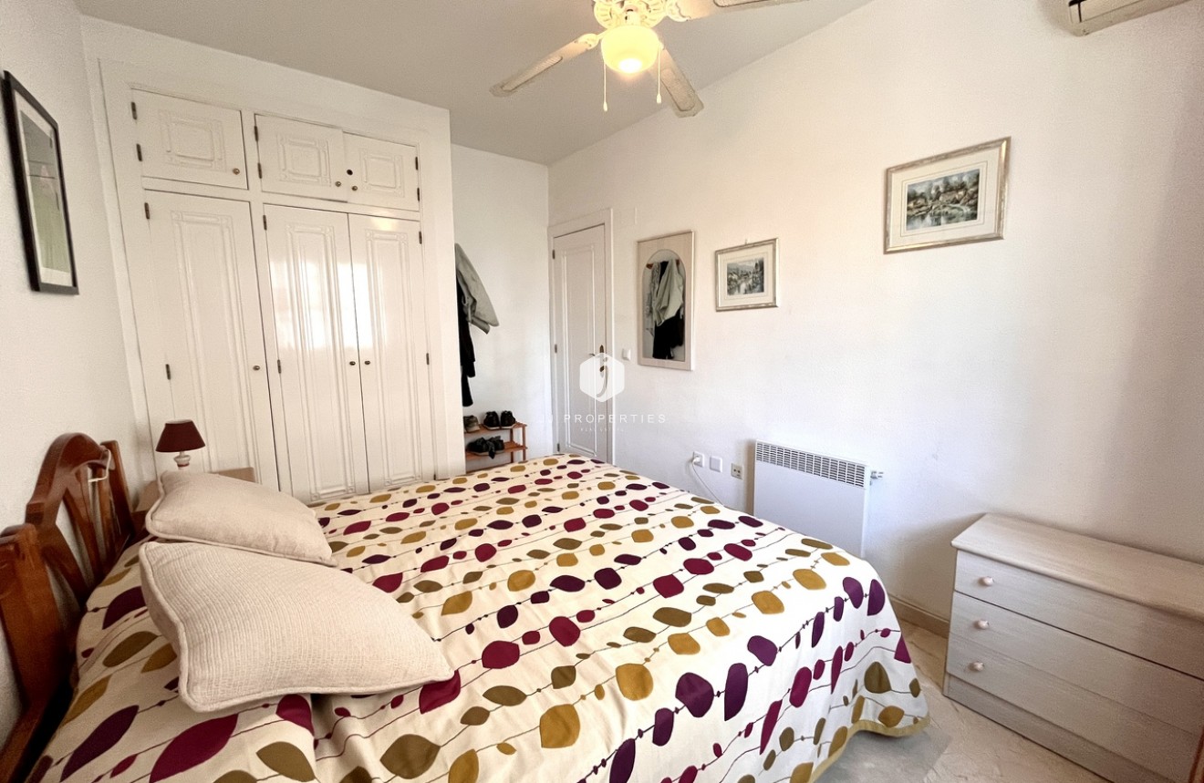 Segunda mano - Apartamento / piso -
Playa Flamenca - Costa Blanca