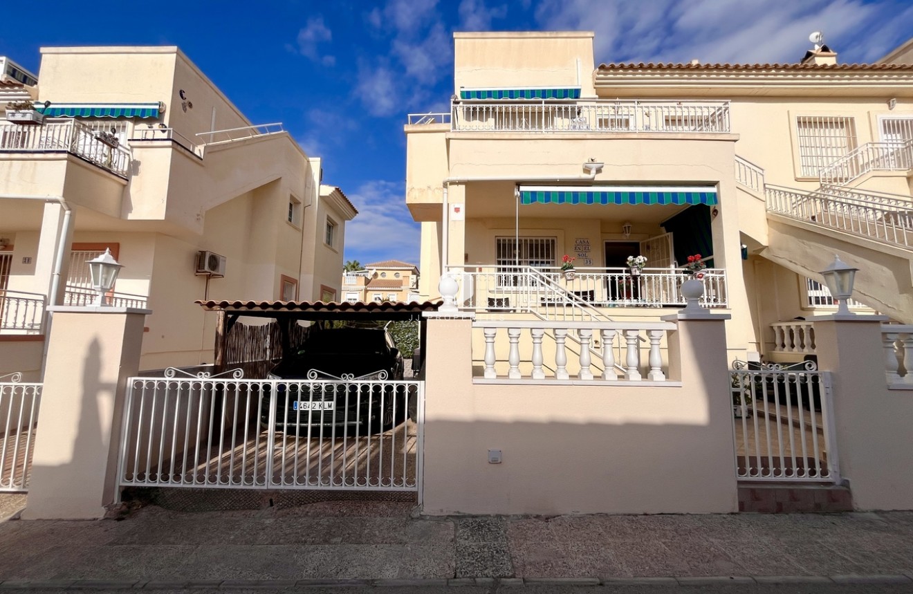 Segunda mano - Apartamento / piso -
Playa Flamenca - Costa Blanca