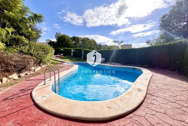 Segunda mano - Apartamento / piso -
Playa Flamenca - Costa Blanca