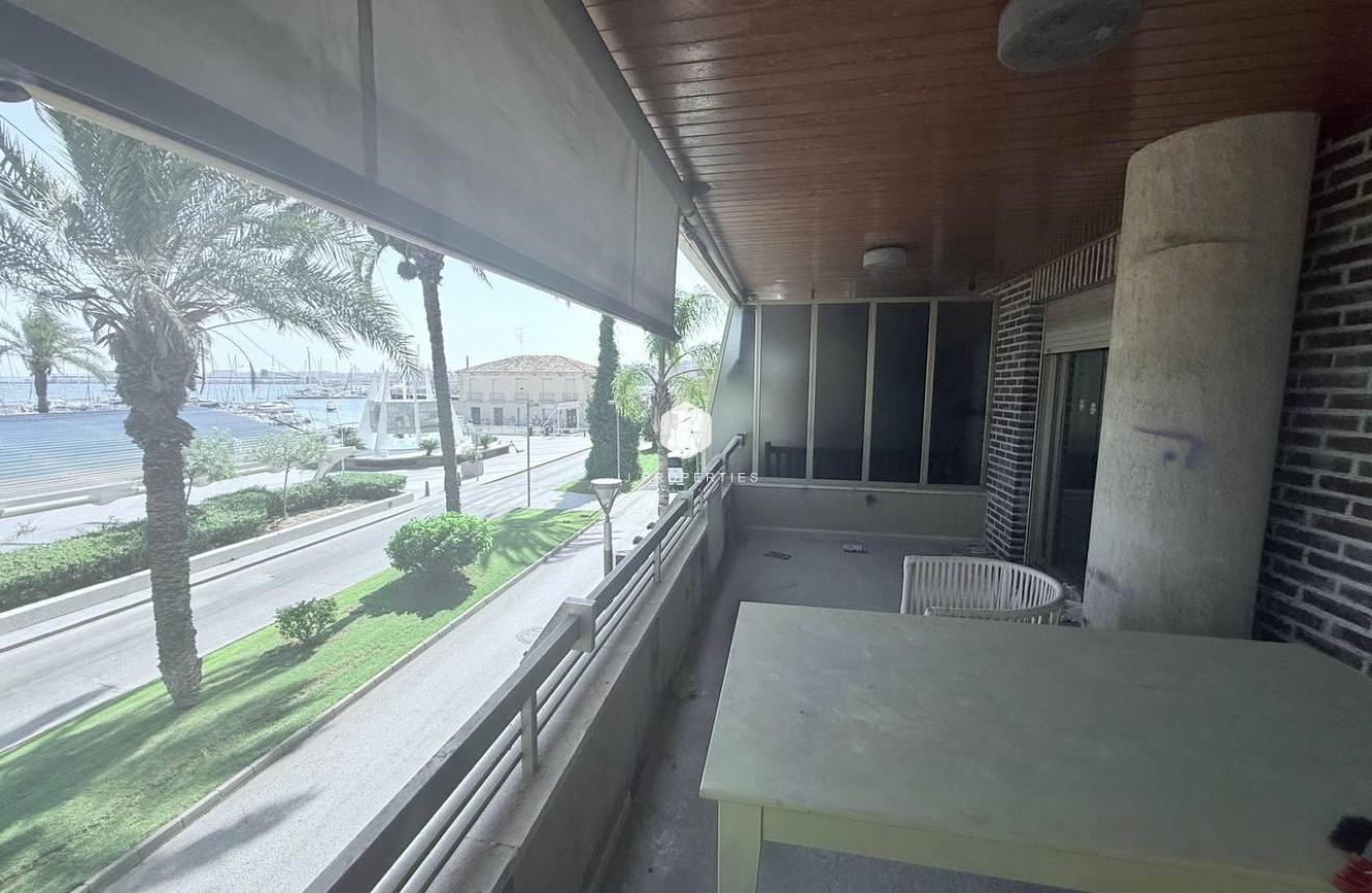 Segunda mano - Apartamento / piso -
Torrevieja - Puerto