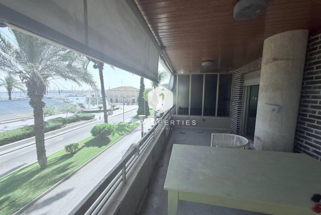 Segunda mano - Apartamento / piso -
Torrevieja - Puerto