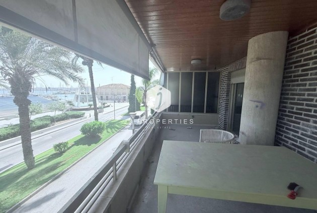 Segunda mano - Apartamento / piso -
Torrevieja - Puerto