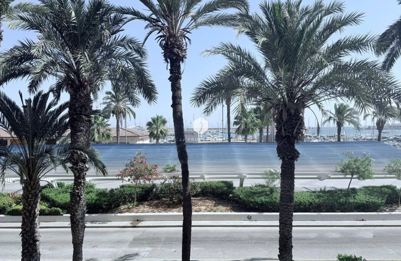 Segunda mano - Apartamento / piso -
Torrevieja - Puerto