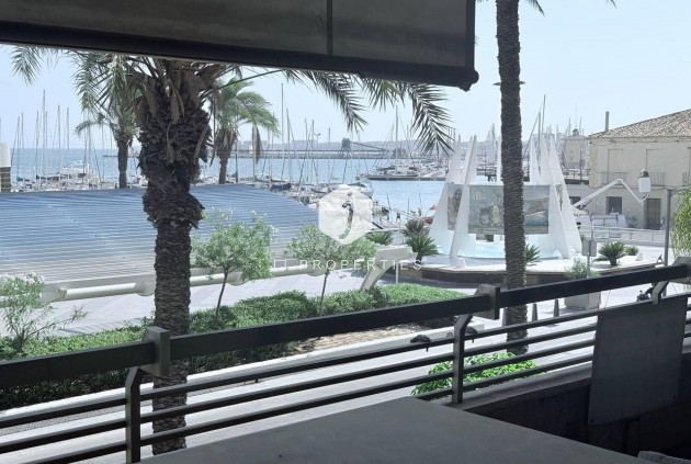 Segunda mano - Apartamento / piso -
Torrevieja - Puerto