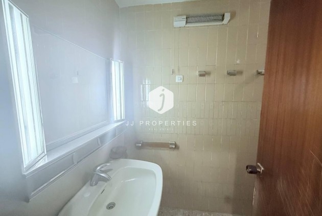 Segunda mano - Apartamento / piso -
Torrevieja - Puerto