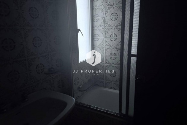 Segunda mano - Apartamento / piso -
Torrevieja - Puerto