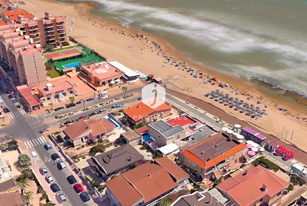 Aus zweiter Hand - Chalet -
Torrevieja - La Mata