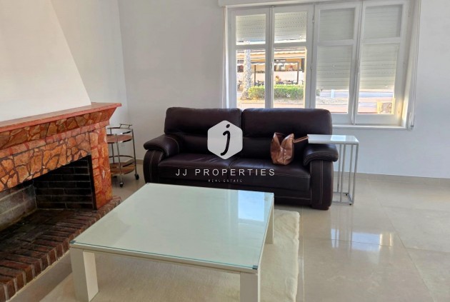 Aus zweiter Hand - Chalet -
Torrevieja - La Mata