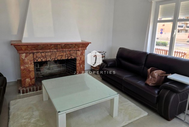 Aus zweiter Hand - Chalet -
Torrevieja - La Mata