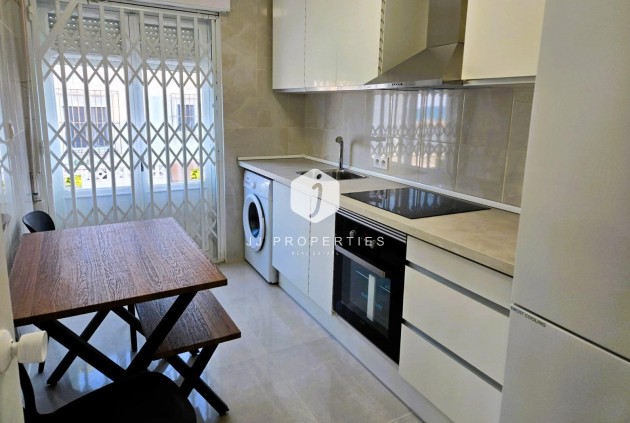 Aus zweiter Hand - Chalet -
Torrevieja - La Mata