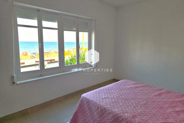 Aus zweiter Hand - Chalet -
Torrevieja - La Mata