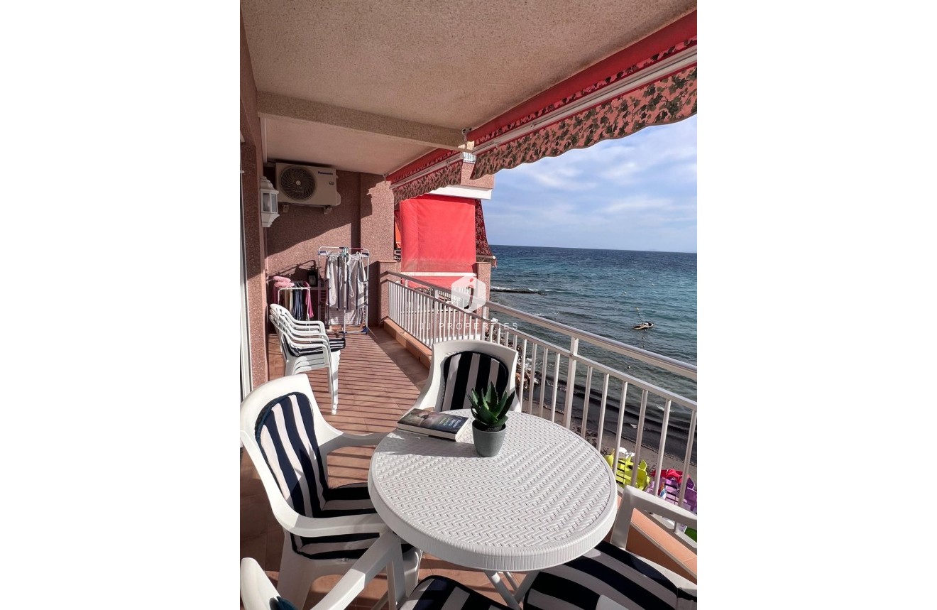 Segunda mano - Apartamento / piso -
Torrevieja - Playa de los Locos