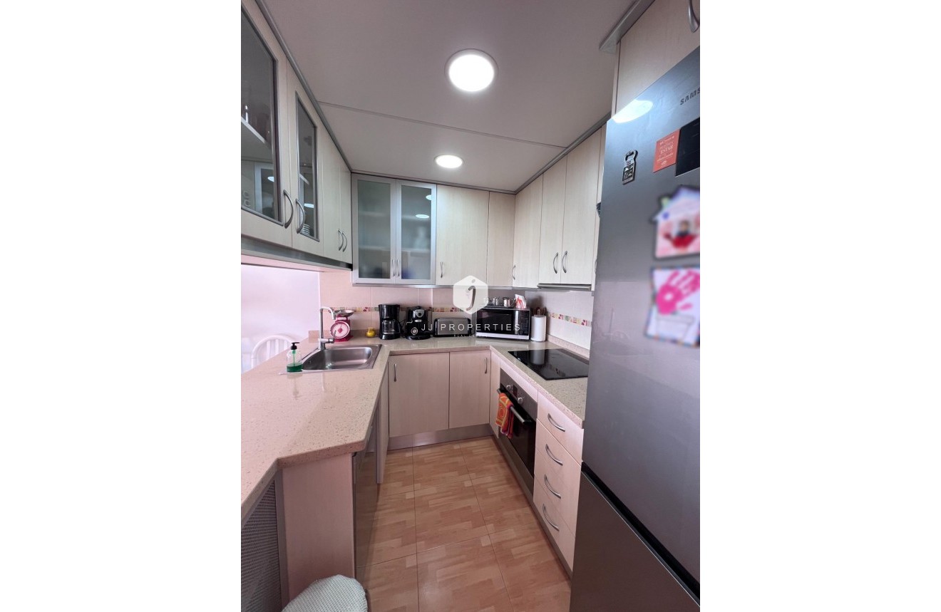 Segunda mano - Apartamento / piso -
Torrevieja - Playa de los Locos