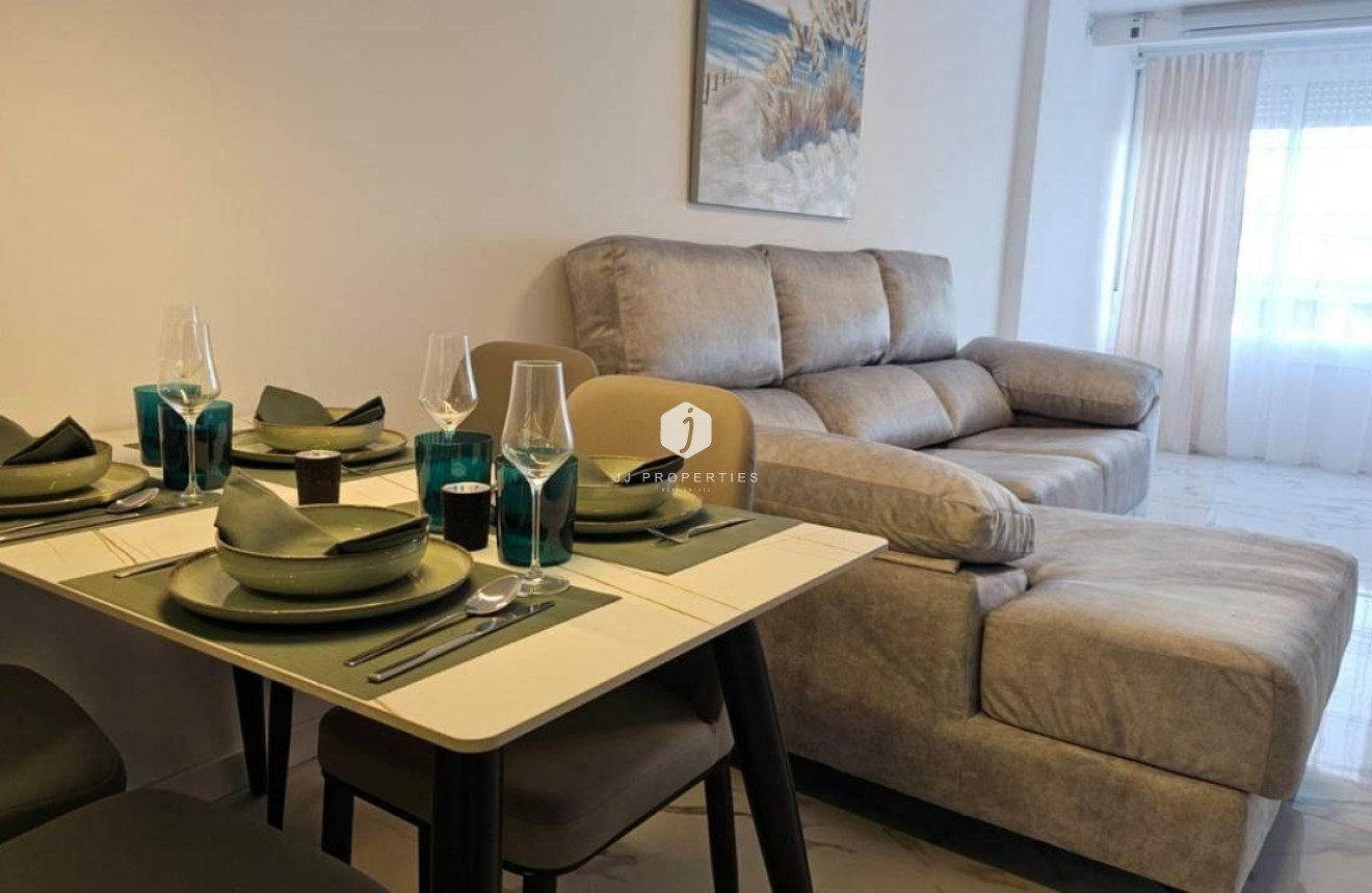 Segunda mano - Apartamento / piso -
Torrevieja - Cabo cervera