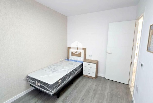 Segunda mano - Apartamento / piso -
Torrevieja - Cabo cervera