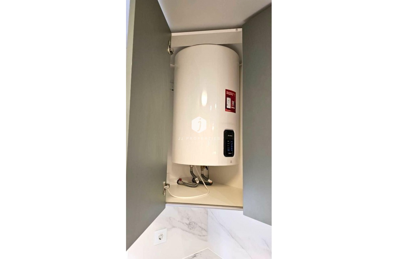 Segunda mano - Apartamento / piso -
Torrevieja - Cabo cervera