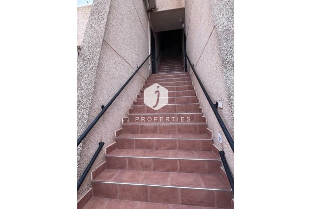 Segunda mano - Apartamento / piso -
Torrevieja - Cabo cervera