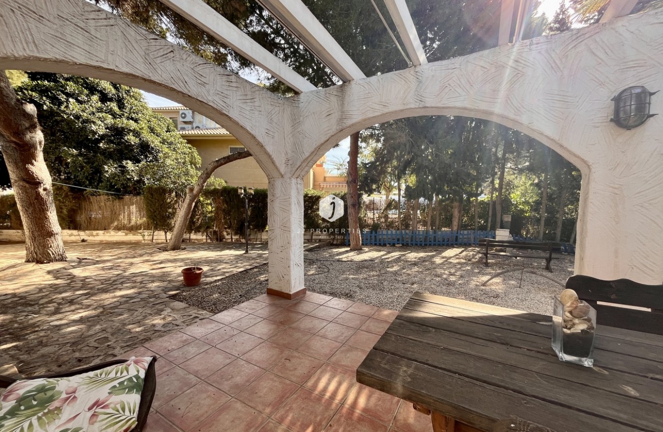 Segunda mano - Villa -
Cabo Roig - Costa Blanca