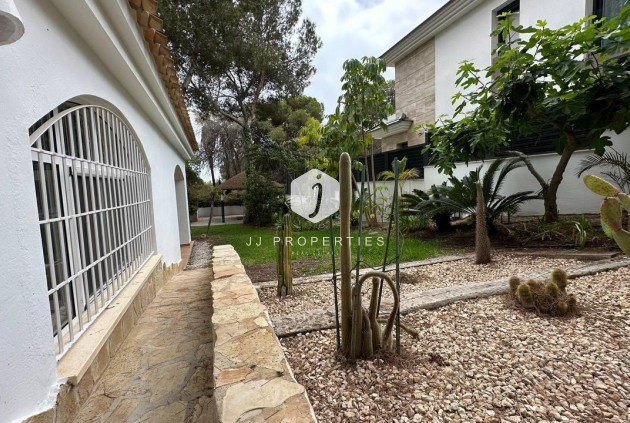 Segunda mano - Villa -
Orihuela Costa - Campoamor